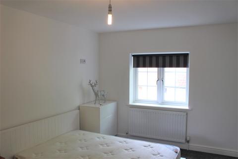 Studio to rent, Whitewebs Cottage, Main Road, Ingatestone, Essex, CM49HX