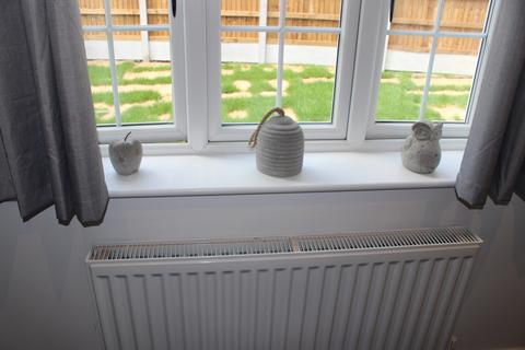 1 bedroom apartment to rent, Whitewebs Cottage, Main Road, Ingatestone, Essex, CM4