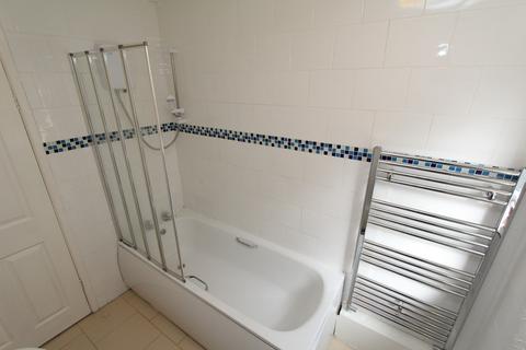 2 bedroom flat to rent - Wilson Street, Dronfield