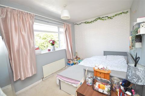 4 bedroom semi-detached house for sale, Lanshaw Crescent, Leeds, West Yorkshire