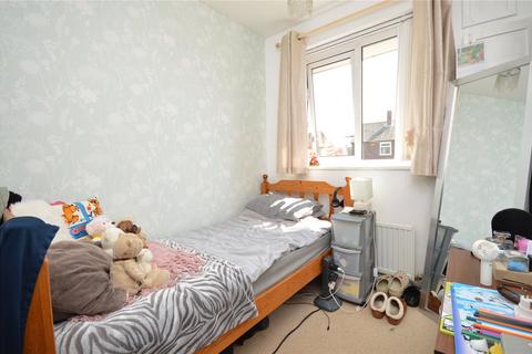 48 Lanshaw Crescent, Leeds, LS10 3NN