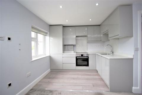 undefined, Central Avenue, Enfield EN1