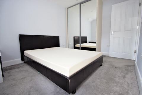 undefined, Central Avenue, Enfield EN1