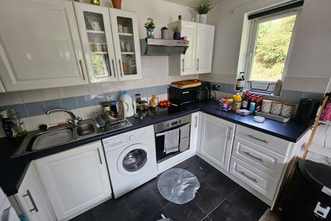 undefined, Chequers Court,