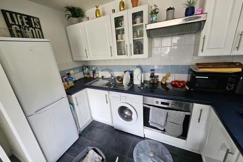 undefined, Chequers Court,