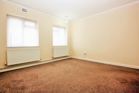 2 bedroom flat to rent, Burnham Court, Brent Street, Hendon, NW4