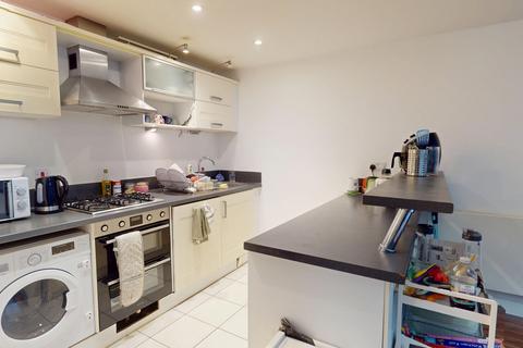 3 bedroom apartment to rent, Regent Street