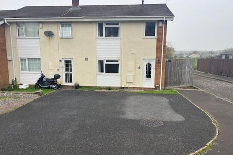 3 bedroom end of terrace house to rent, St David’s Close, Loughor, Swansea SA4 6JX