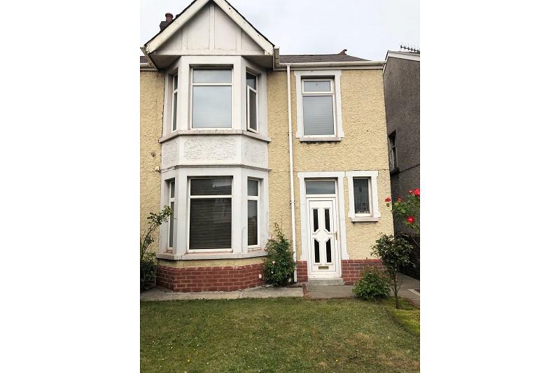Margam Road, Port Talbot, Neath Port Talbot. 3 bed semidetached house