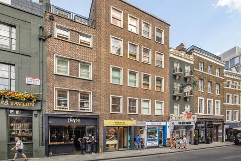 Studio to rent, St Martin's Lane, Covent Garden WC2