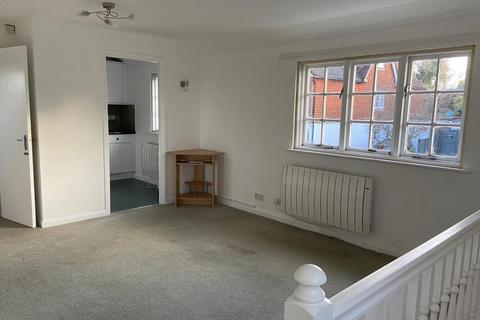 1 bedroom flat to rent, High Street, Burwash, Etchingham, East Sussex, TN19 7HA