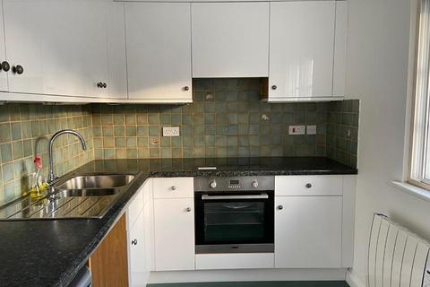 1 bedroom flat to rent, High Street, Burwash, Etchingham, East Sussex, TN19 7HA