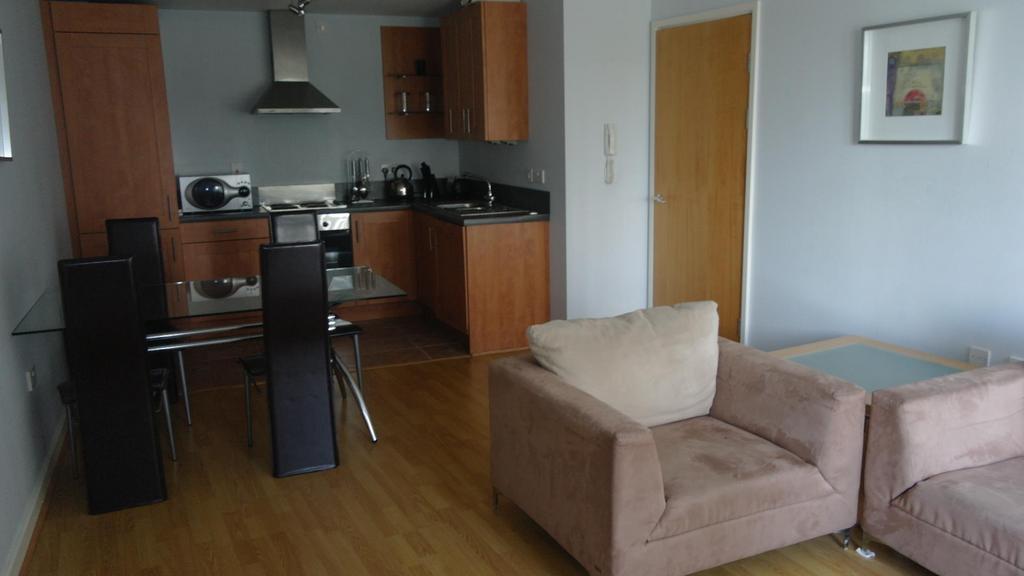 Living/Kitchen