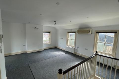 Office to rent - Unit 10, Buckland Road, Maidstone, Kent, ME16 0DZ