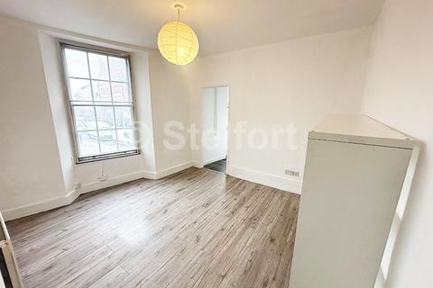 2 bedroom flat to rent, Deptford Broadway, London, SE8