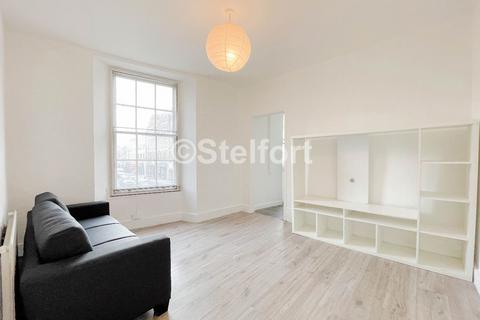 2 bedroom flat to rent, Deptford Broadway, London, SE8