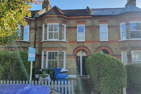 2 bedroom flat for sale, Dunstans Road, London, SE22