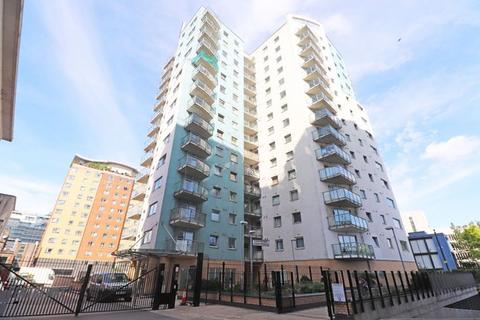 2 bedroom apartment for sale, City View, Ilford, Essex, IG1