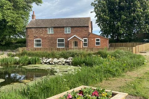 5 bedroom cottage to rent, Pond Cottage, Hareby PE23 4HT