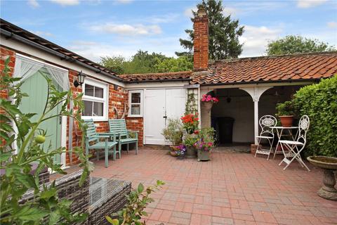 3 bedroom terraced house for sale, High Street, Wrentham, Beccles, Suffolk, NR34