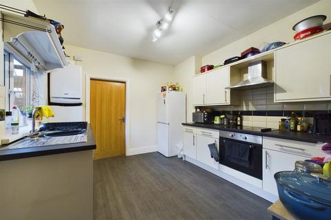 3 bedroom flat to rent, Glenthorn Road, Jesmond, Newcastle Upon Tyne