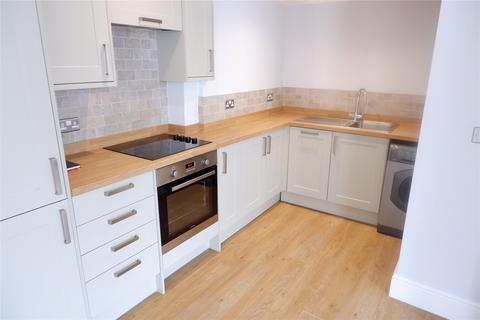 2 bedroom flat to rent, High Street, Twyford RG10