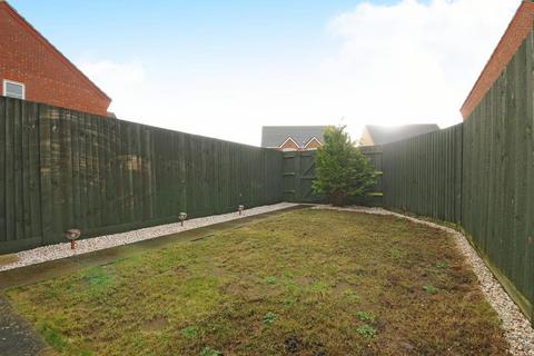 2 bedroom end of terrace house to rent, Thatcham,  Berkshire,  RG19