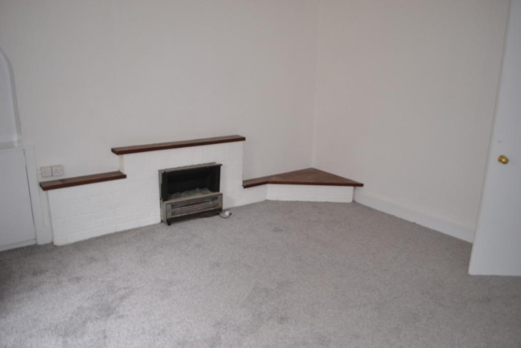 Provost Road, Dundee DD3 1 bed flat to rent £550 pcm (£127 pw)