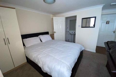1 bedroom apartment to rent - Robin Hood Lane, Birmingham, B28 0JX