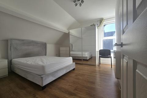 49 Gregory Boulevard, Nottingham, NG7 5JA