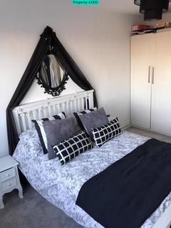 3 bedroom detached house to rent, Bruntcliffe Drive, Morley, Leeds, LS27 0NF