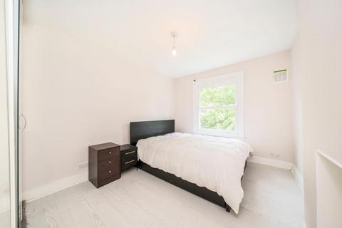 2 bedroom apartment for sale, Elliscombe Road, Charlton, SE7
