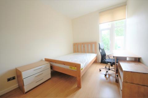 2 bedroom apartment to rent, Caledonian Road, London, N1
