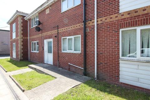 2 bedroom flat to rent - 371 Ainsworth Road, Radcliffe, M26