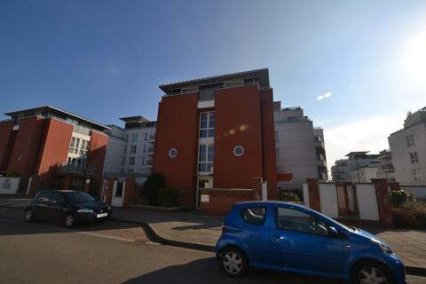 2 bedroom flat to rent, Watkin Road, Leicester LE2