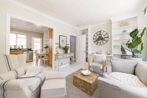 2 bedroom maisonette to rent, Old Brompton Road, SW7