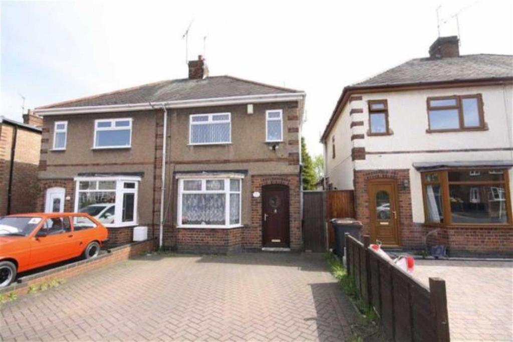 Green Lane, Nuneaton 3 bed semidetached house £144,950