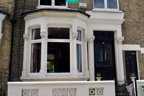 4 bedroom terraced house to rent, Branksome Road, London, SW2 5JA
