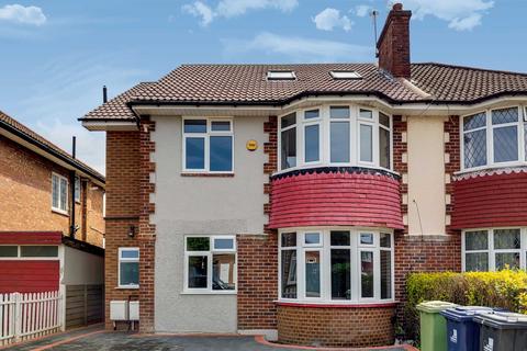 3 bedroom flat to rent, ST DUNSTANS AVENUE, LONDON, W3 6QL