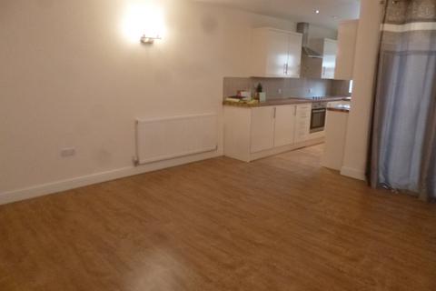 2 bedroom apartment to rent, Montague Street, Beeston, NG9 1BA