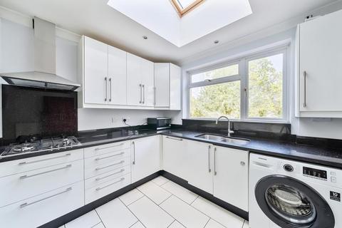 6 bedroom semi-detached house to rent, Lyndhurst Garden,  Finchley,  N3