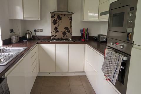 2 bedroom apartment to rent, Pineridge Court, 80 Bells Hill, High Barnet, Hertfordshire, EN5