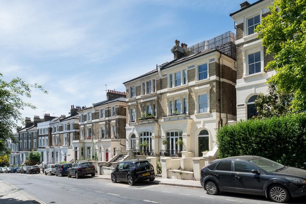 Highgate West Hill, London N6 2 bed duplex £1,000,000