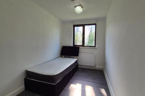 undefined, Summerwood Road, Isleworth, TW7