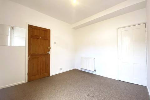 2 bedroom terraced house to rent, Oxford Road, Southsea