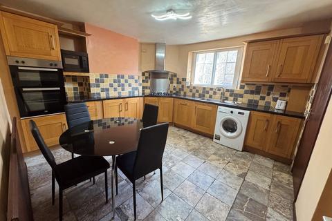 undefined, London Street, Swindon SN1