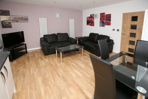 2 bedroom flat to rent, Green Lane, Ilford, Essex