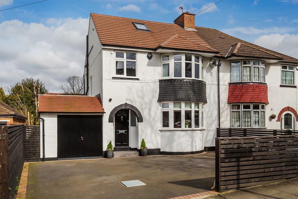 Felstead Road, Orpington, BR6 4 bed semidetached house £700,000