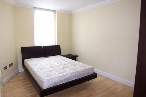 2 bedroom apartment to rent, Station Road, Harrow