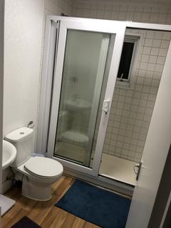 1 bedroom in a house share to rent, HOLLAND ROAD, KENSAL GREEN, LONDON NW10